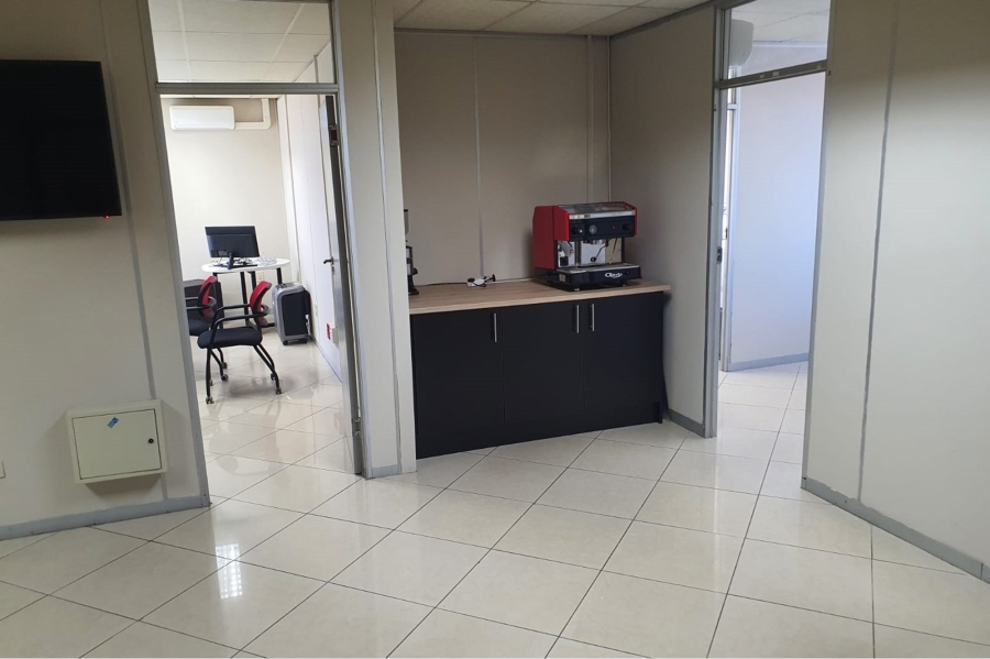 To Let commercial Property for Rent in Newton Park Eastern Cape